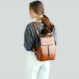 Women’s Fashionable Backpack Genuine Leather