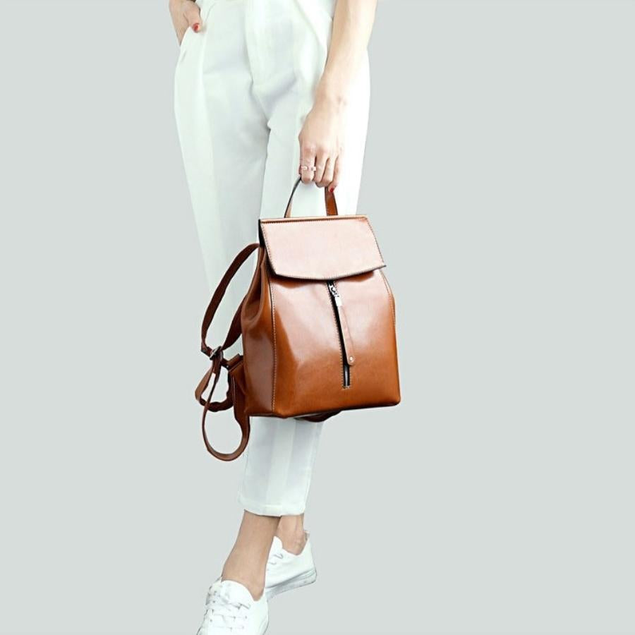 Women’s Fashionable Backpack Genuine Leather