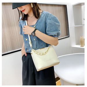 Women’s Fashion Tote Chain Crossbody/Shoulder Bucket Bag PU Leather